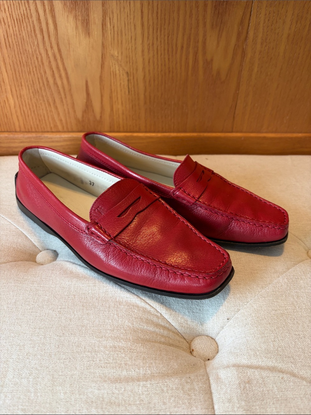 Tod’s Red Leather Gommino Loafers sz 37